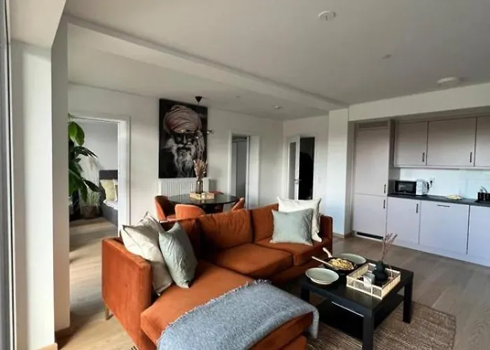 Airport 10mins With Free Parking *